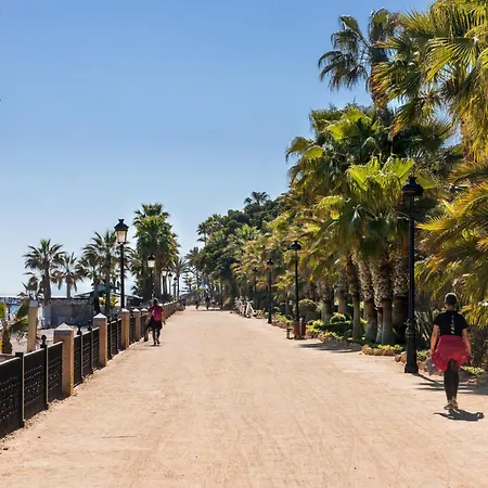 Pent-house On The Golden Mile * Marbella