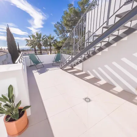 Pent-house On The Golden Mile Apartmán