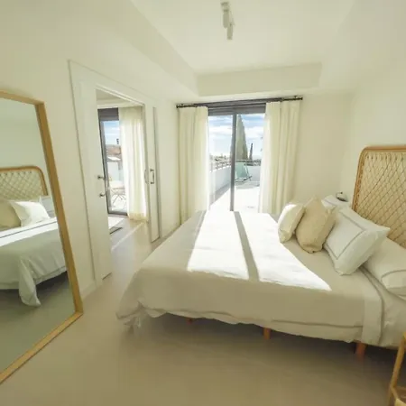 Pent-house On The Golden Mile * Marbella