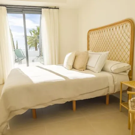 Pent-house On The Golden Mile * Marbella