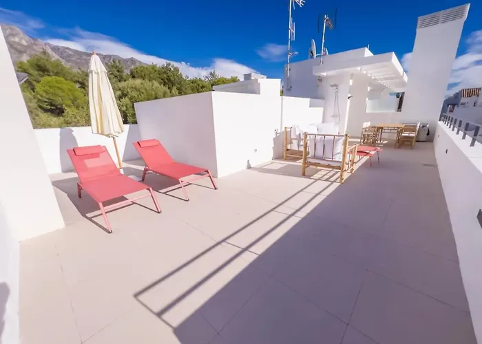 Pent-house On The Golden Mile * Marbella